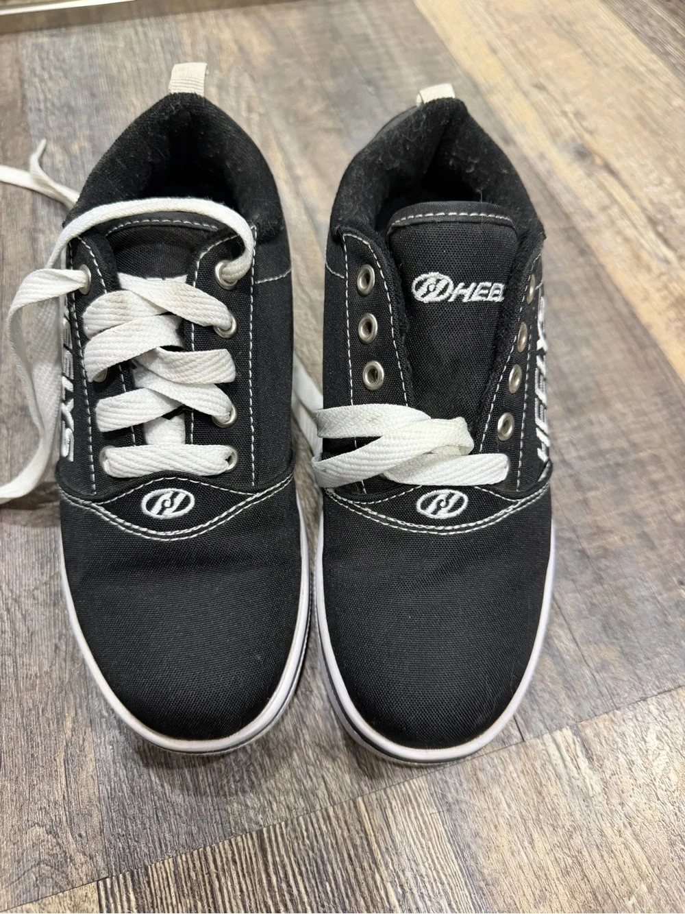Heelys Black Canvas Skate Shoes with White Accents